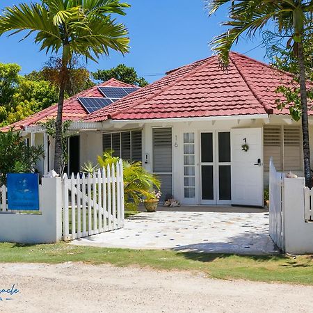 Sea Miracle Villa/Beach Cottage Silver Sands エクステリア 写真