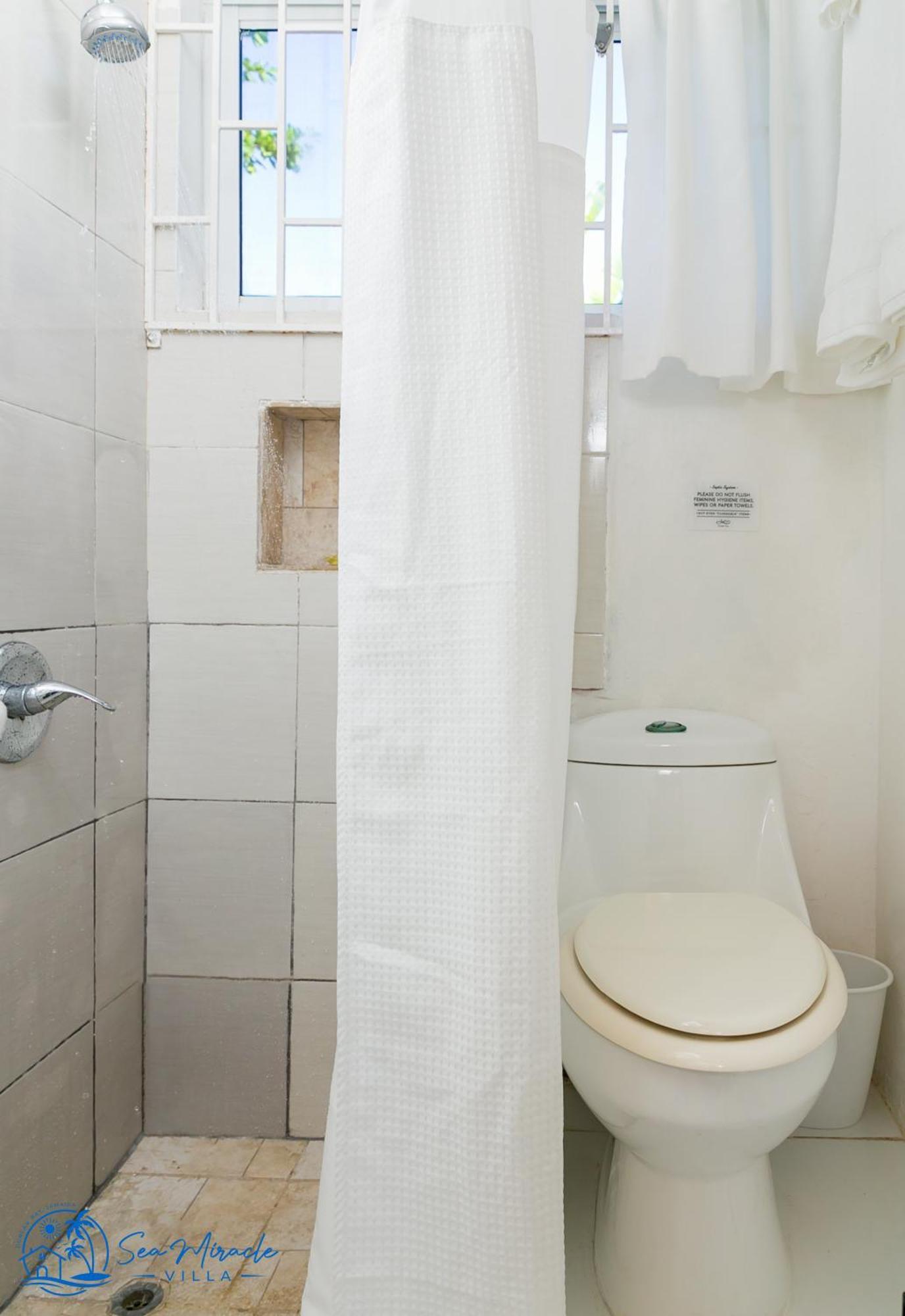 Sea Miracle Villa/Beach Cottage Silver Sands エクステリア 写真
