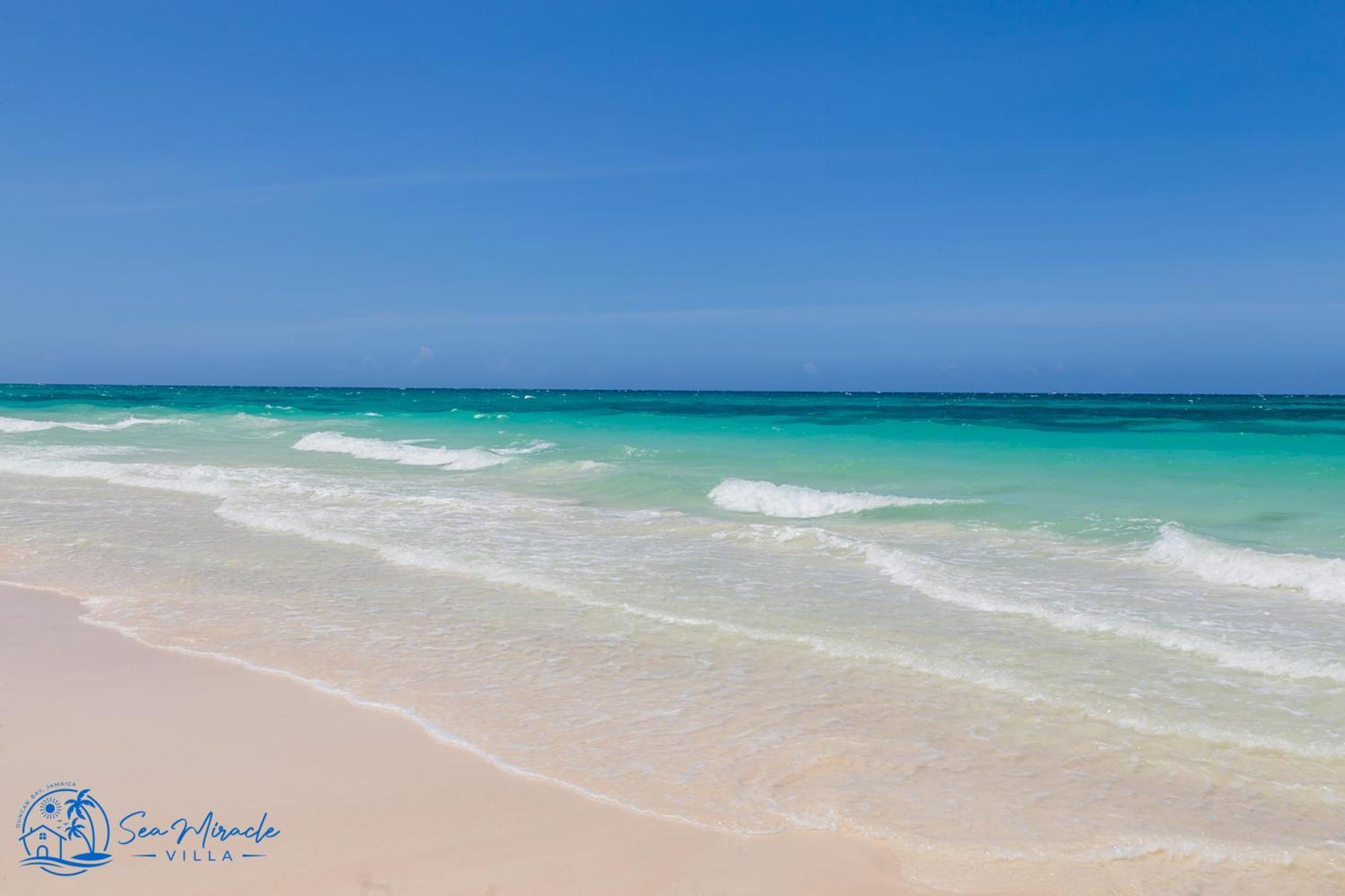 Sea Miracle Villa/Beach Cottage Silver Sands エクステリア 写真